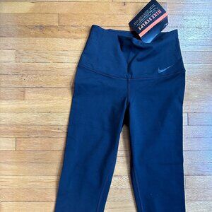 Nike Sculpt Dri-fit Women's S Tight fit compression leggings
